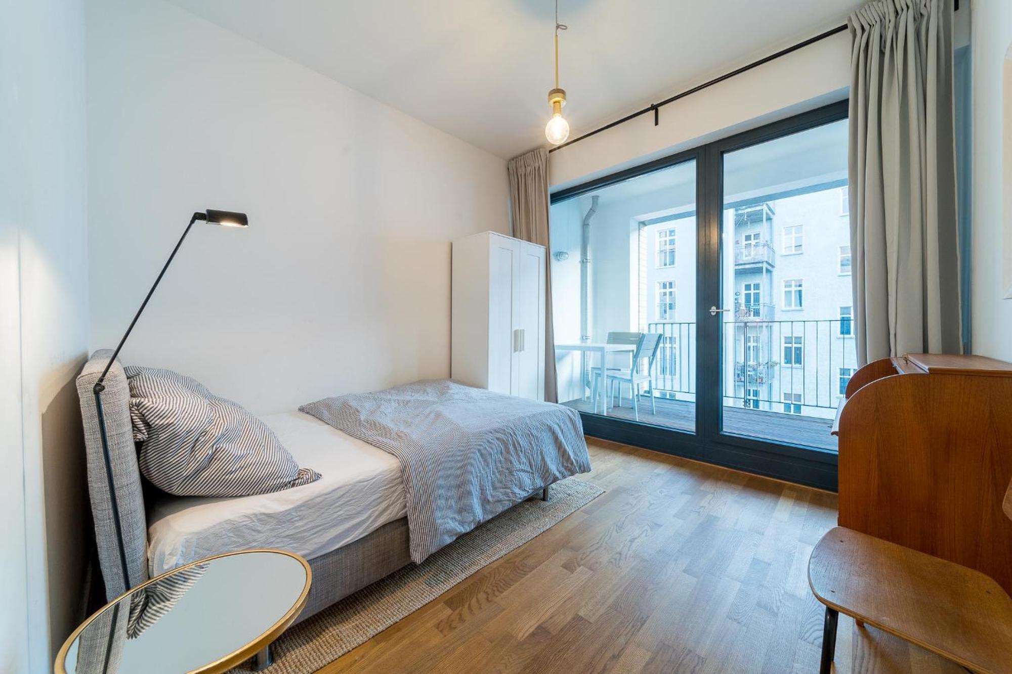 2 Bedroom Mauerpark-Apartment, Berlin Mitte View Calendar Esterno foto