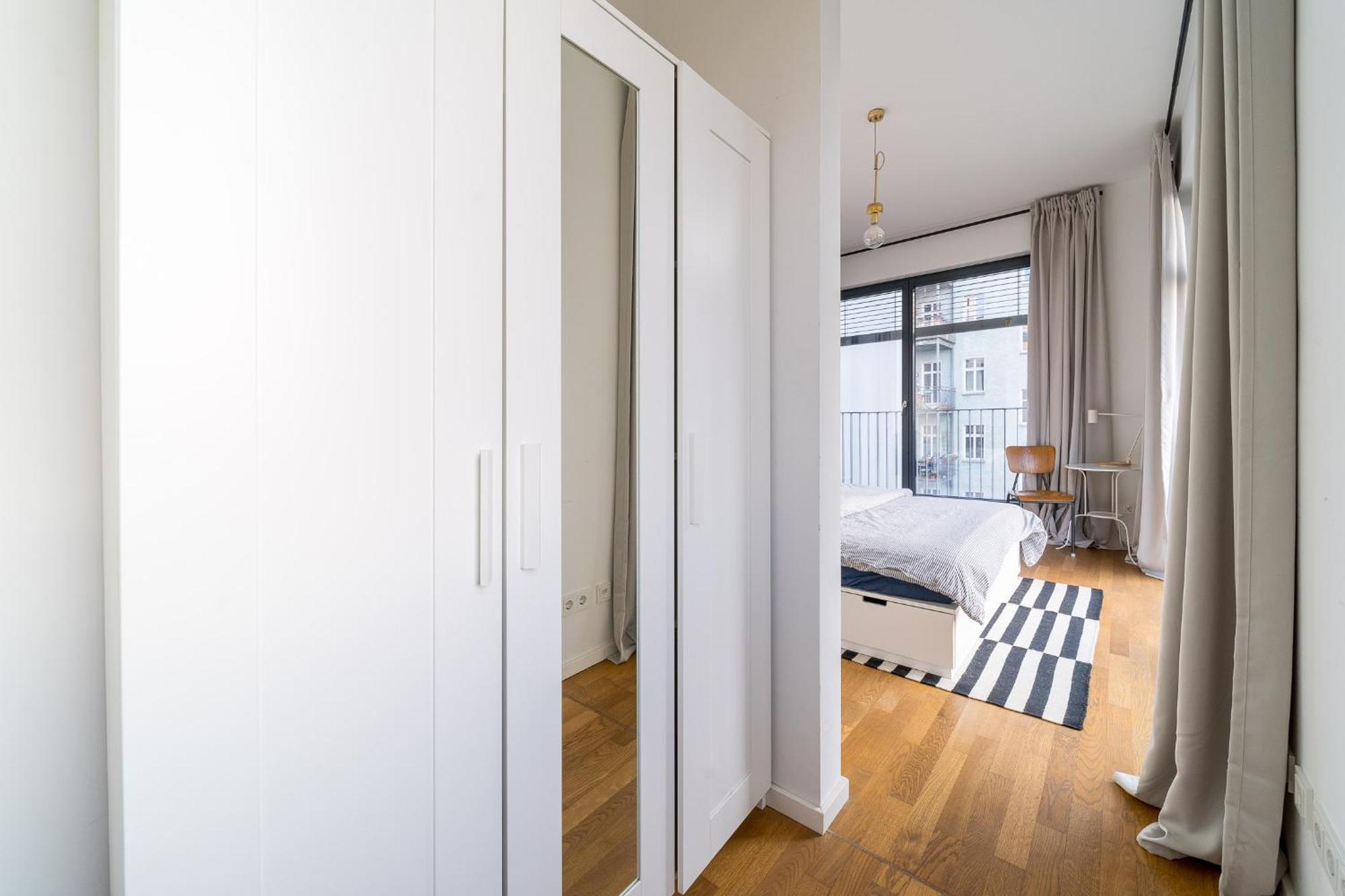 2 Bedroom Mauerpark-Apartment, Berlin Mitte View Calendar Esterno foto