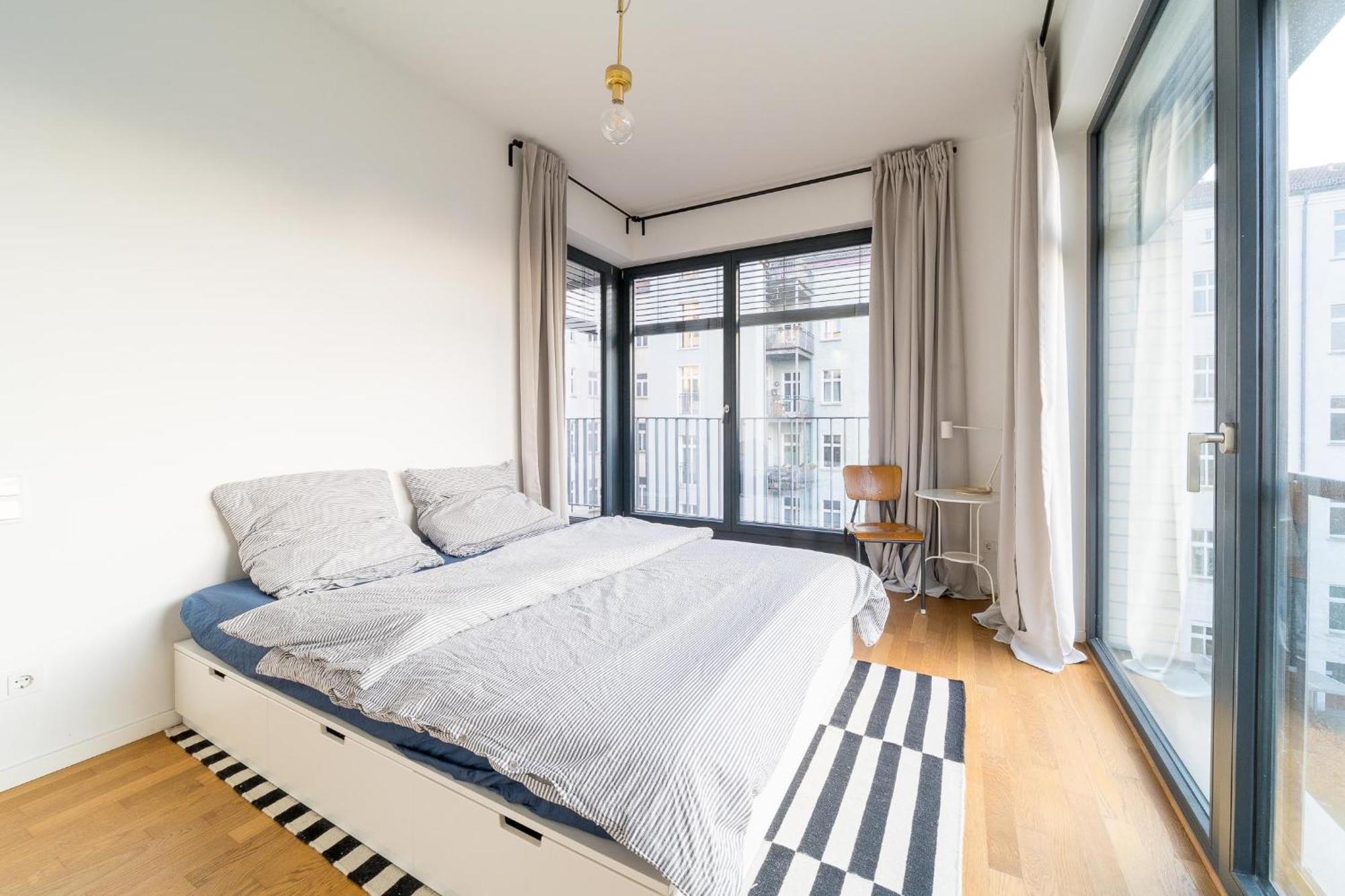 2 Bedroom Mauerpark-Apartment, Berlin Mitte View Calendar Esterno foto